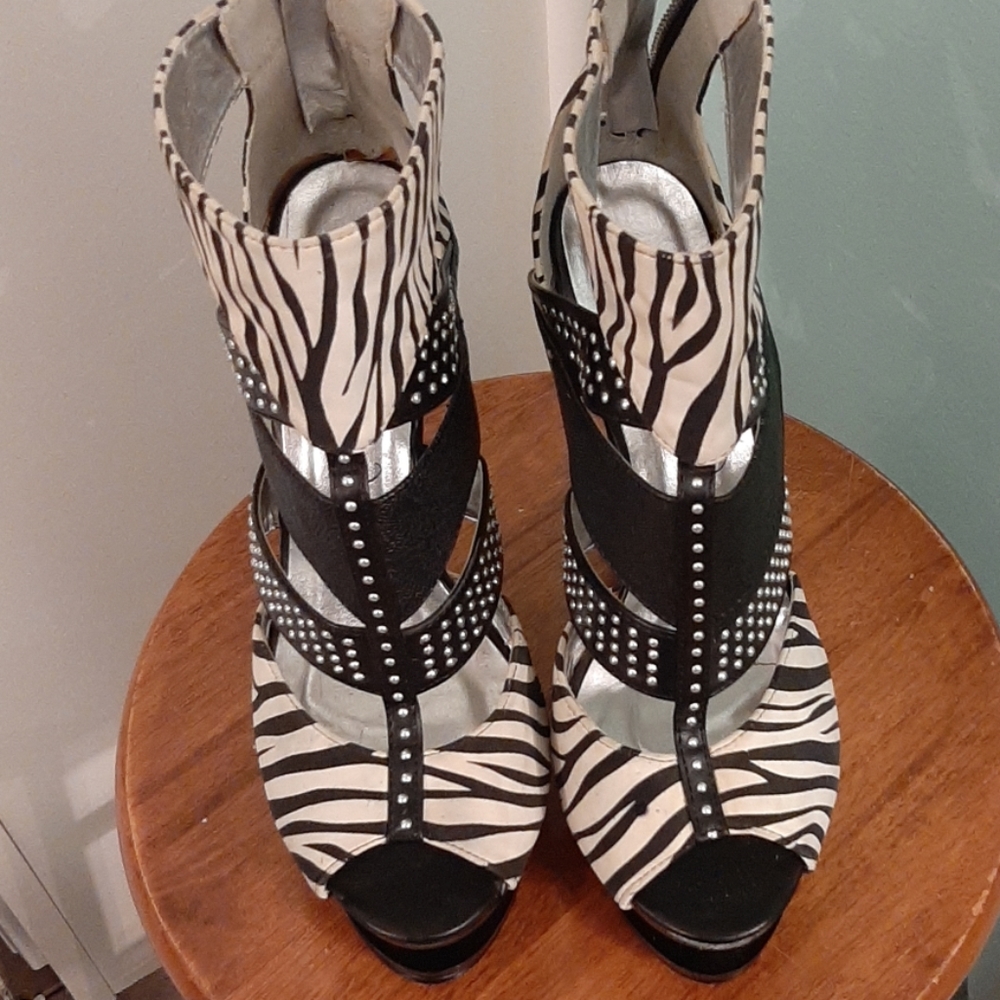 Priviledge stilettos 8 sexy crazy cool